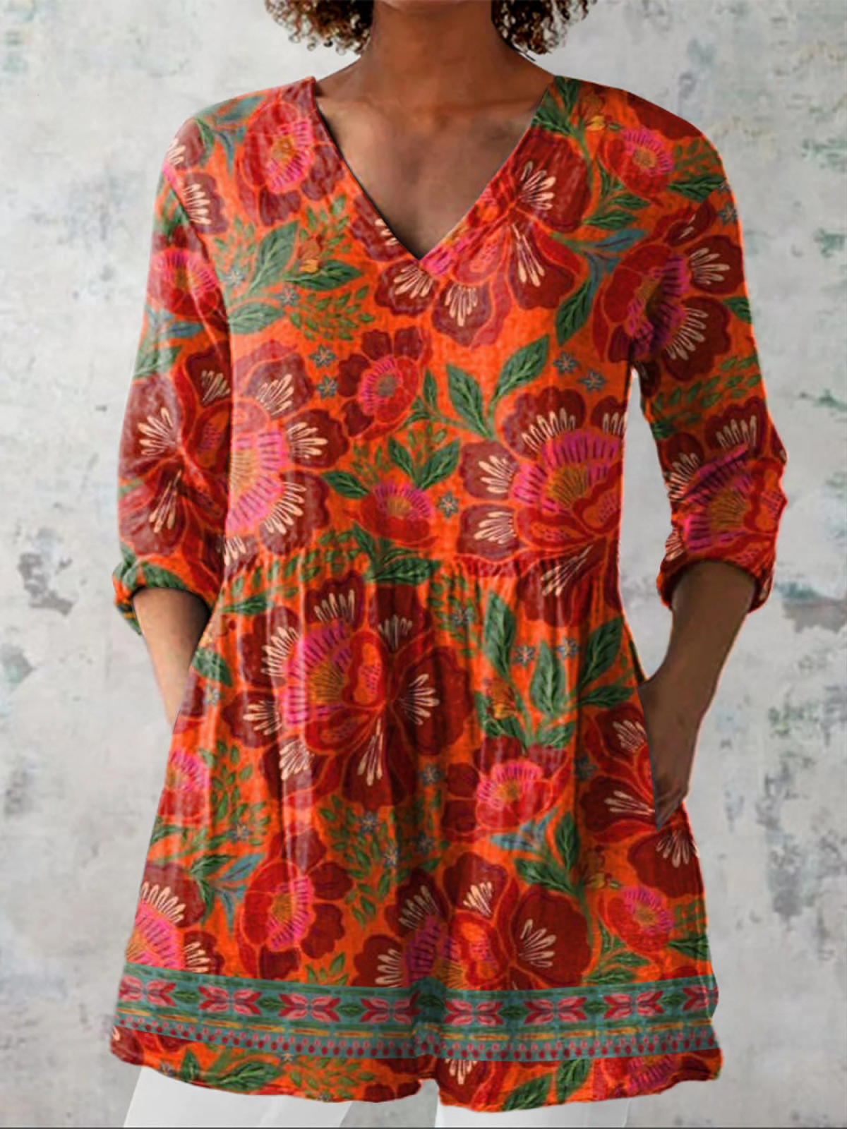 Felicity | Long Blouse with V-Neck