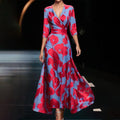 Comfortable dress for every day with V-neck