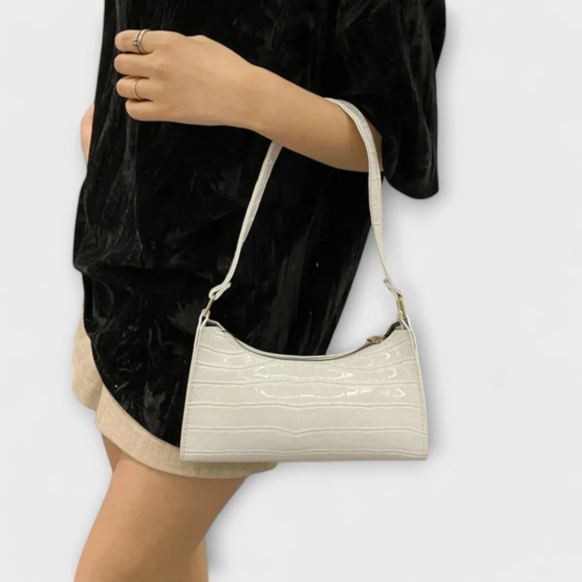 Ava - Shiny Leather Bag