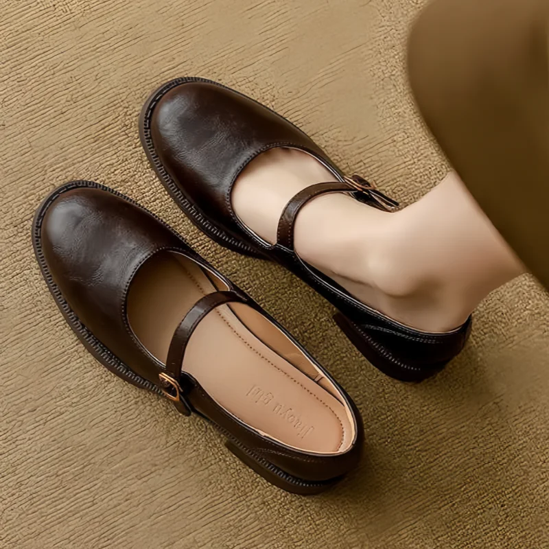Annie | Classic Comfort Mary Janes Made of Leather