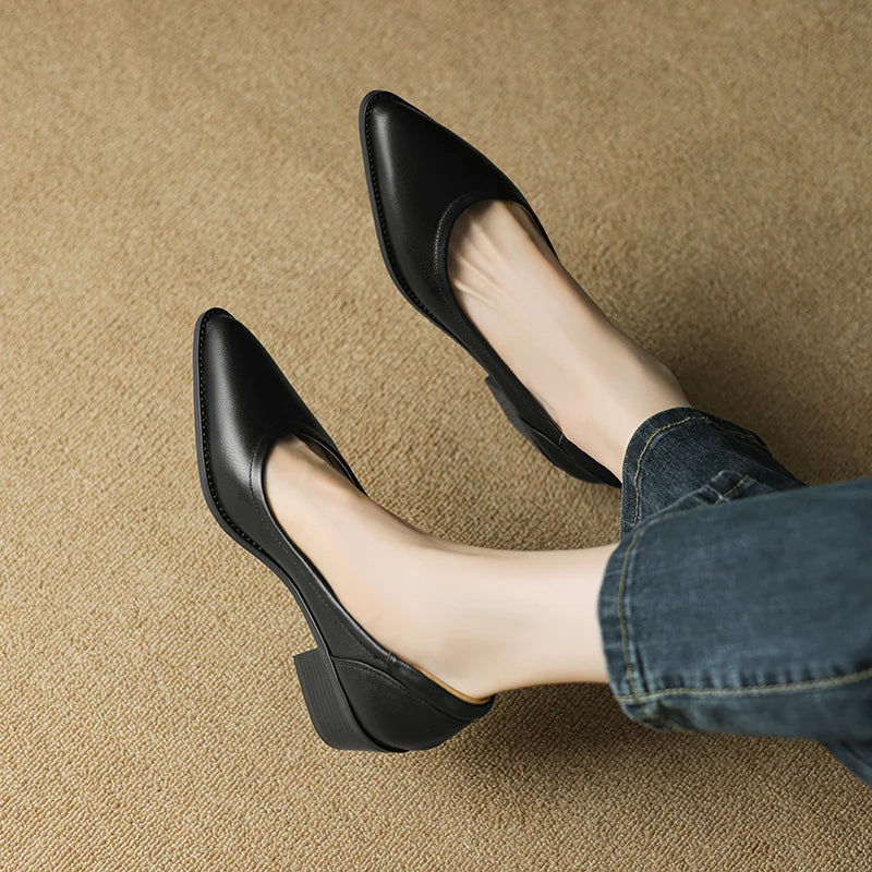 Annie | Mid Heeled Shoes.