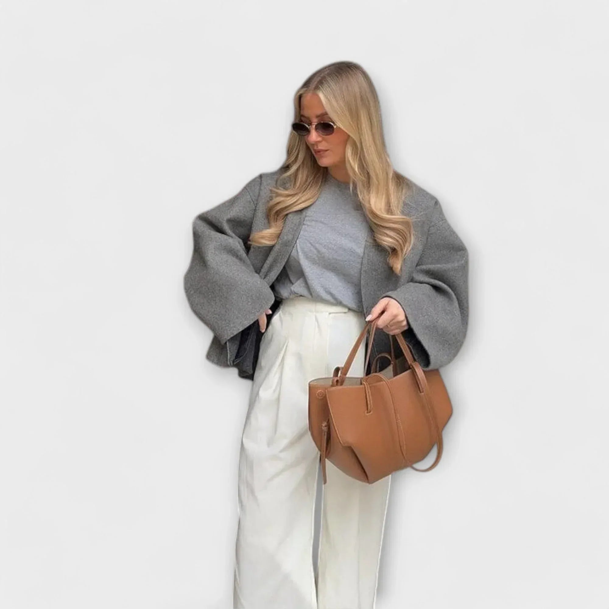 Clara – Vintage Tote Bag