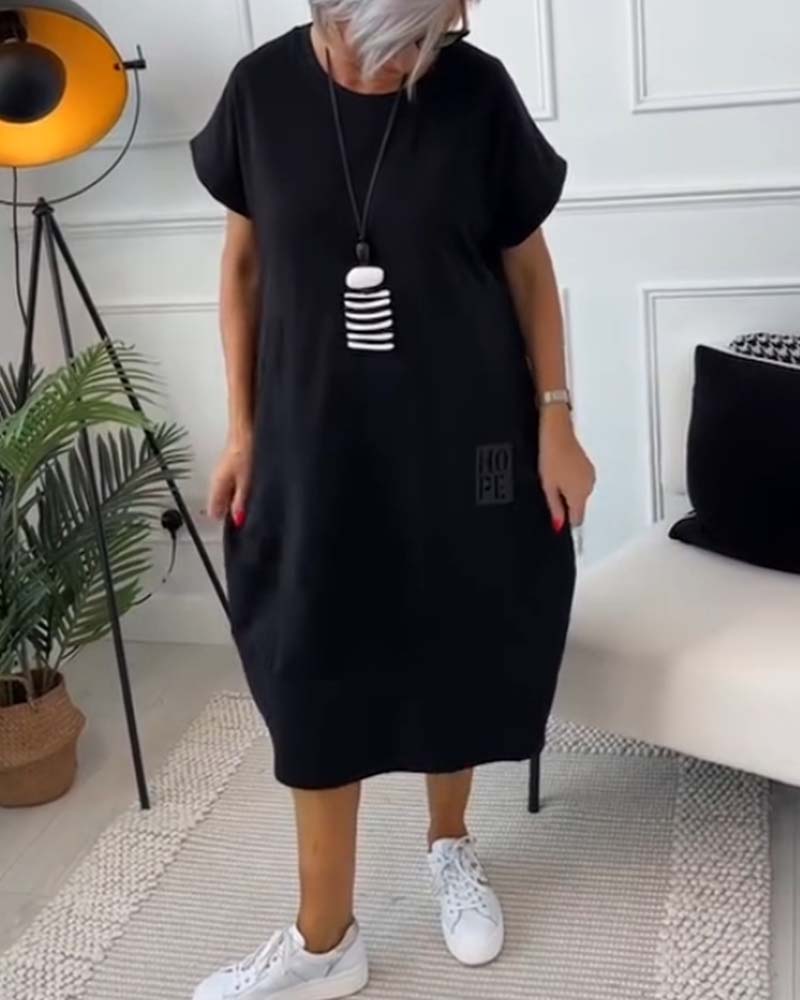 Cleo - Stylish Short Sleeved Dress